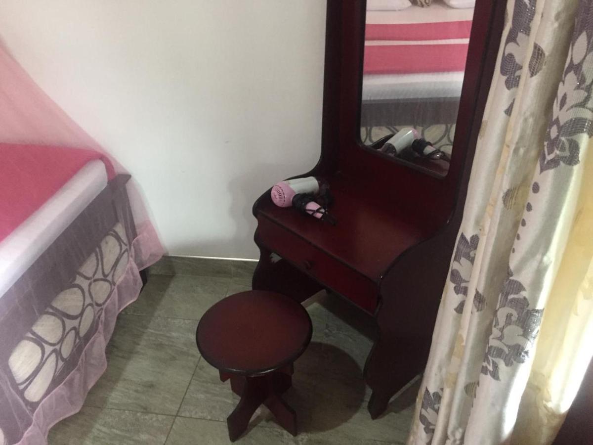 Silent Nest Bed & Breakfast Ела Екстериор снимка